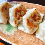 中華料理 口福 - ・ぷっくり餃子　6個