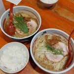 塩元帥 - 料理写真:大盛と並、麺量の差は歴然(^^)