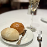 Empire Steak House - はじめに提供されるパン