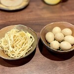 ハルナツカフェ - 大粒大豆もやしのナムル／うずらの卵の醤油漬