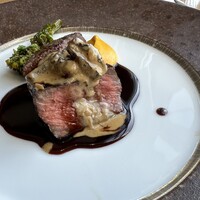 DINING & BAR TABLE 9 TOKYO - 