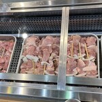 博多串焼きバッテンよかとぉ JR大阪駅バルチカ03店 - ショーケースの串達2