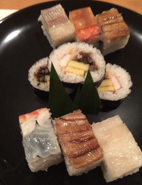 Kodai Suzume Zushi Sushi Man Ri-Garoiyaruhoteru Ten