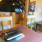 たけおか - きれいな店内です