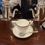 トリコロール 本店 - 