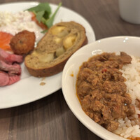 インプレイス 3-3 ヒルトン名古屋 - 