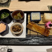 魚菜由良 鼎 - 