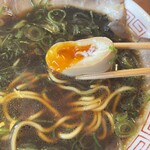 中華そば 八平 - 味玉はトロトロ