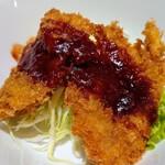 OB倶楽部 - 令和7年4月 ランチタイム(11:30〜13:00)
      日替わりランチ 税込700円
      ハヤシライス、一口カツ、小鉢3種、みそ汁、漬けもの