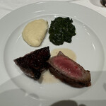 ウルフギャング・ステーキハウス シグニチャー - ステーキとサイド