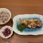 豆腐料理とおばんざい まるたけえびす豆八 京都 先斗町 - 