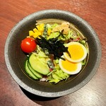 焼肉きたじま - 店名のついたきたじまサラダは人気の前菜です(o^^o)