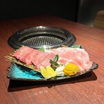 焼肉きたじま - 右側➡️のコウネ(コーネ)は広島独自の人気メニューです(o^^o)