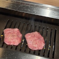 焼肉 黒田 - ロースター焼き