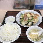 ぎょうざの満洲 - 美保野ポークの肉野菜炒め定食（830円）