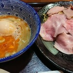 支那そば 僉 - 塩つけめん+チャーシュー+味玉