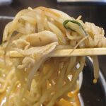 茨城タンメン カミナリ - 最後は、食感が力強い太麺に野菜、お肉をまとわせて豪快に完食。ごちそうさまでした！