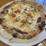pizza marumo - こんなこと言ったらよくないですが、和牛のビスマルクが美味し過ぎてあまり覚えてない。