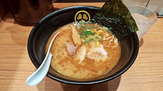 【豚骨醤油ラーメン麺硬めさま専用】東京エイリアンズ 缶バッジ 天空橋 カフェ 東京エイリアンズ 天空橋翔 ハオハオカフェ 缶バッジ チャイナ 3