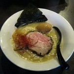麺屋 號tetu - 濃厚鶏そば・塩（ネギ抜き：750円）+煮玉子（1個：100円）