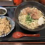 くわっちー家 - ソーキそば定食