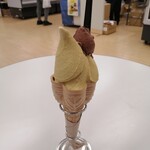 ジェラテリア リベルタ - ピスタチオ500円