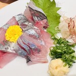 あじふらい てしお - あじの刺身