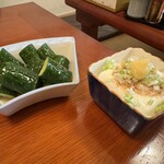 魚善 - きゅうりとやっこ