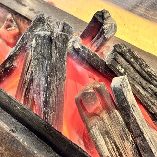 備長炭を使った本格炭火焼き鳥！！