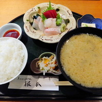 季節料理　根本 - 昼の定食・刺身盛合わせ