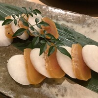 対馬のどぐろとイカ活き造り 博多 魚蔵 都ホテル店 - 