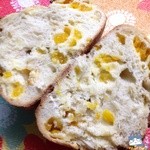 メゾンカイザー - マンゴーとレモンのパン