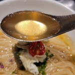 なにわ麺次郎 雅 - スープ