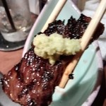 松阪牛焼肉　一徹 - カルビ ワサビのせ