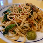 関谷スパゲティ - ［スペシャルスパゲティ］自家製海老麺 桜海老と芽キャベツのペペロンチーノ