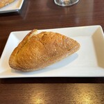 ワカヌイ グリル ダイニング バー 東京 - パン