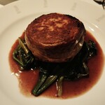 レストラン アルティザン（restaurant Artisan） - エゾ鹿肉のパイ包み✨️