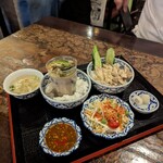 マイペンライ - グリーンカレー、カオマンガイセット