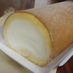 パティスリー モンシェール 銀座三越店 - 堂島ロール