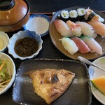 鮨・会席 りょう門 - 寿司ランチ
