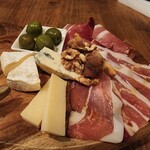 グリルとワイン COCCIO831 - 