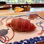 一心鮨 光洋 - ③大トロ
      ・直前に昆布締め、に切り無し