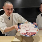 赤坂 島袋 - 新しく入ったお弟子さん  