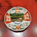 赤坂 島袋 - 素晴らしい力強さ 行者にんにく醤油漬け