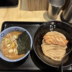 京都 麺屋たけ井 阪急梅田店 - 