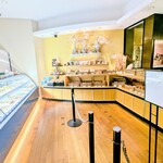 パティスリー SATSUKI - ショーケース