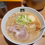 大島 - 味噌らーめん  @1,200                                                     トッピング  煮たまご  @200