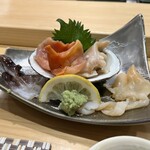 こい勢 - 貝刺身盛合せ:赤貝・北寄貝・ 青柳 ・海松貝(ミルガイ)