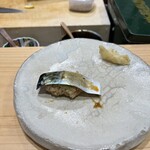 こい勢 - 鯖 赤酢寿司