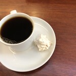 かえる食堂 - コーヒー（お菓子付）350円